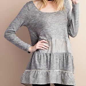 Easel long sleeve tunic